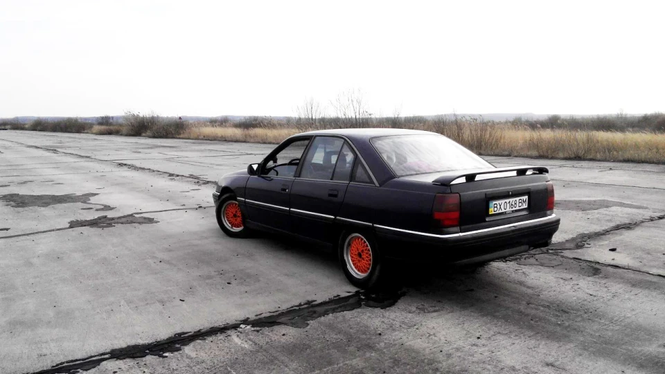 Opel Omega C20NE 5