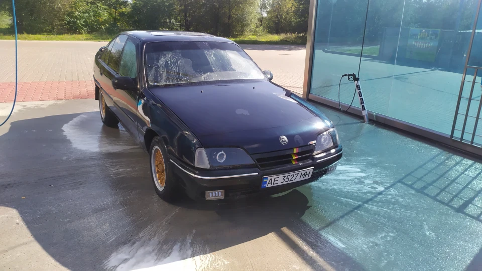 Opel Omega C20NE 3