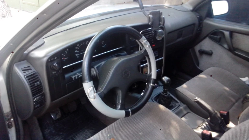 Opel Omega c20ne 2