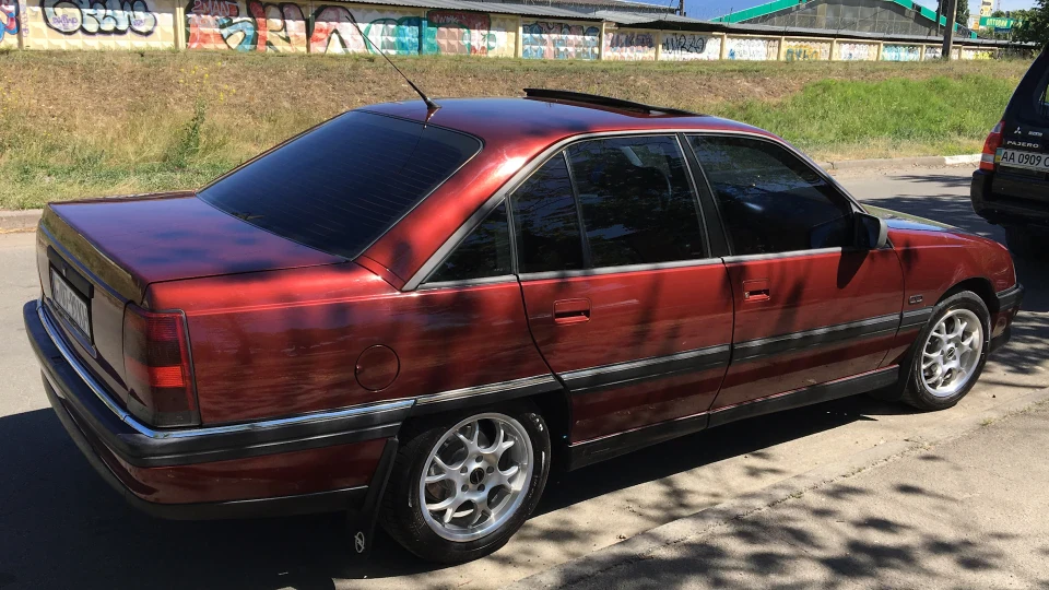 Opel Omega C26NE 4