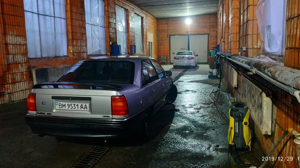 Opel Omega C26NE