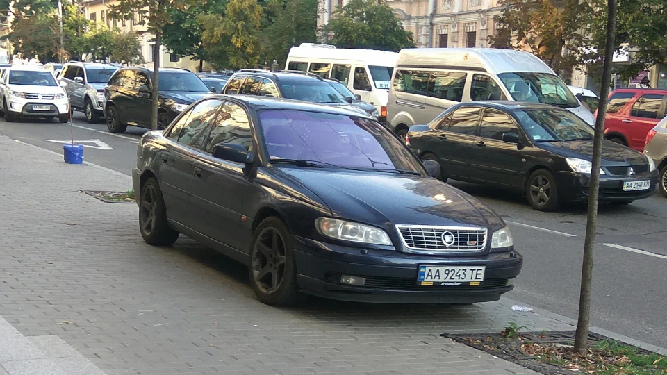 Opel Omega Caddy 2