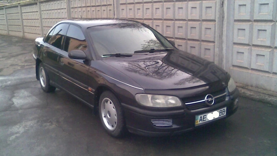 Opel Omega Чорна Перлина 2