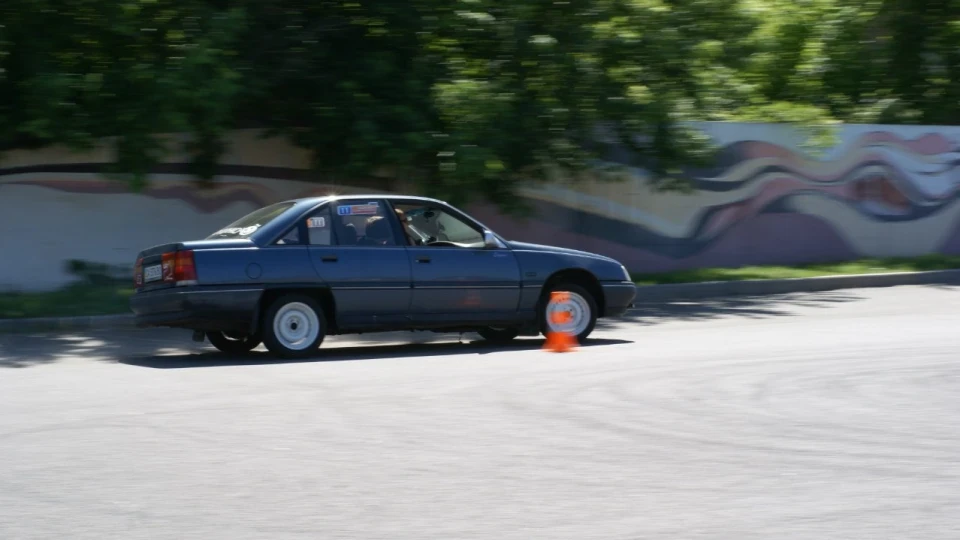 Opel Omega Damon's Garage 2