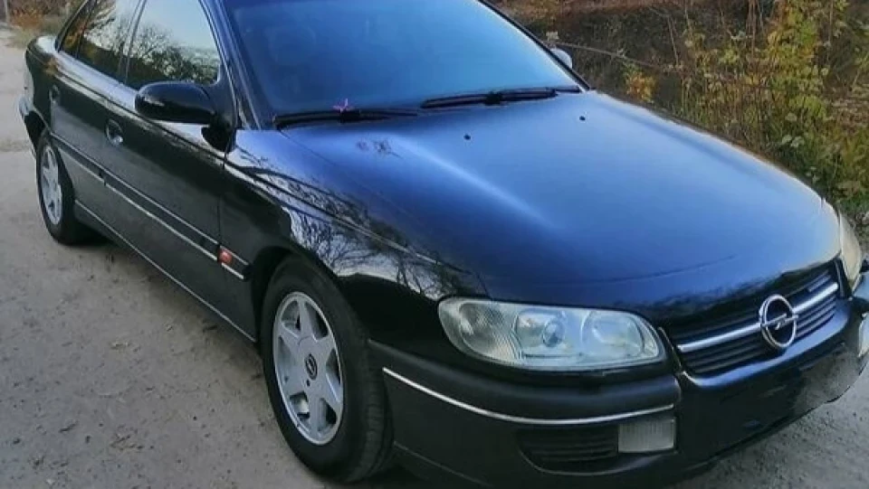 Opel Omega DARKSIDE