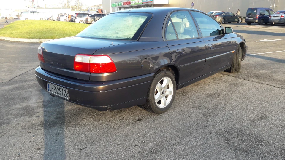 Opel Omega Диявол 2