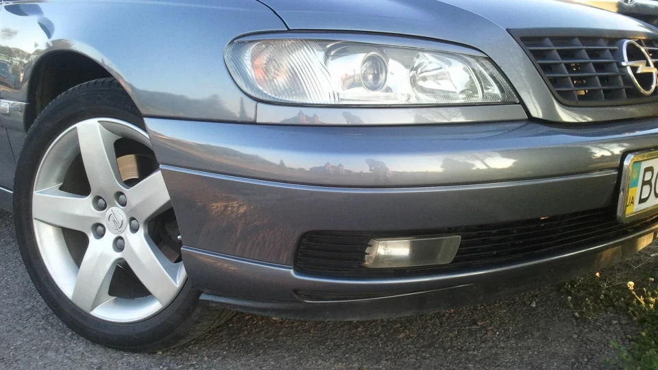 Opel Omega диван на колесах 3