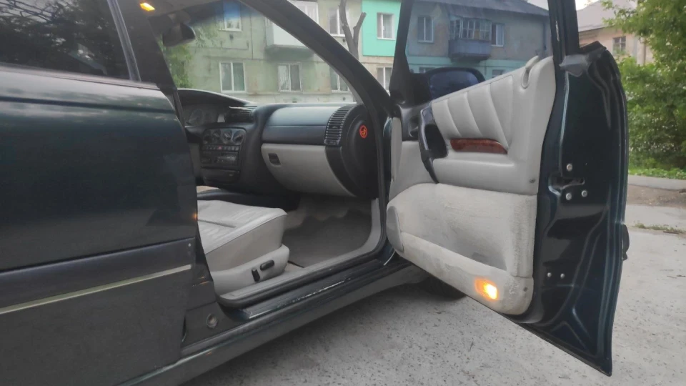 Opel Omega Есмінець 4