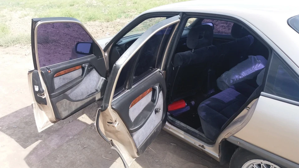 Opel Omega GLS yacht 2