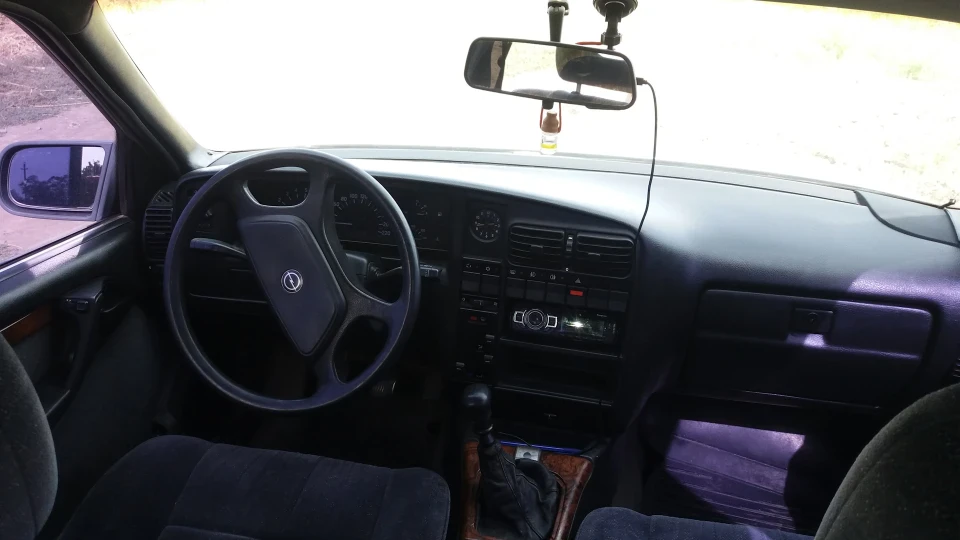 Opel Omega GLS yacht 3