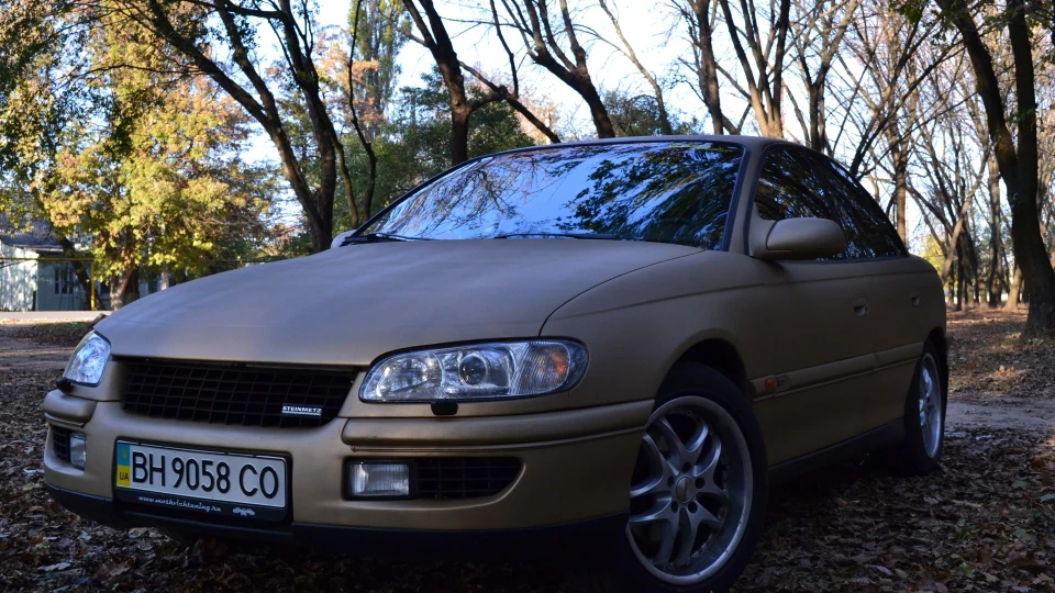 Opel Omega Irmscher 3.0 v6 240 л.с.