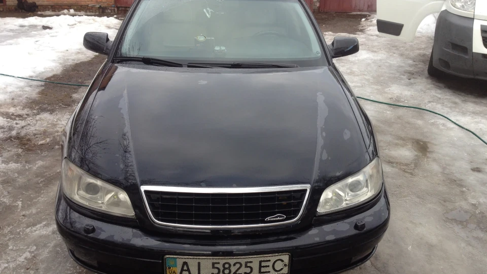 Opel Omega Irmscher 3.2 2