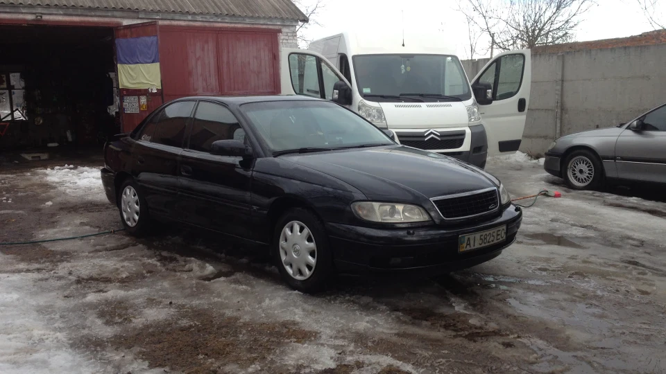 Opel Omega Irmscher 3.2 3