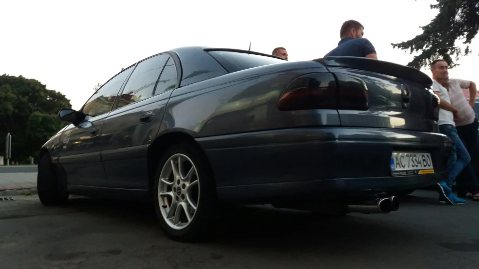 Opel Omega Irmscher 2