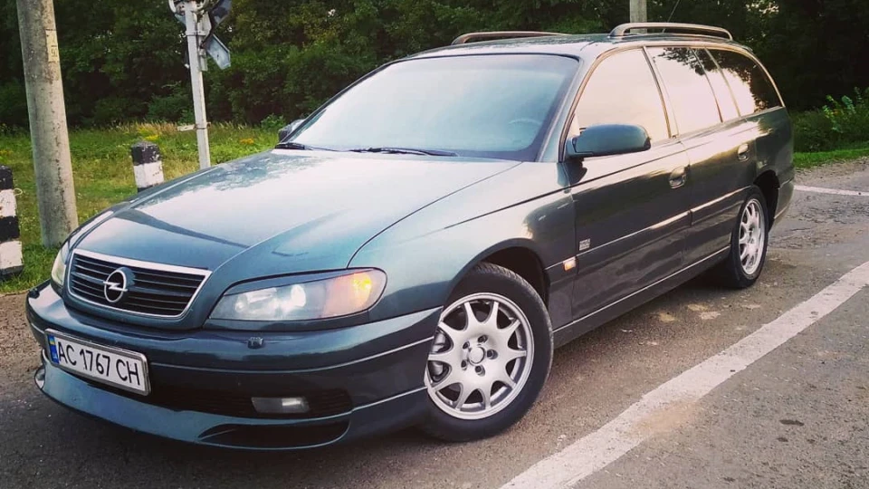 Opel Omega Irmscher 2