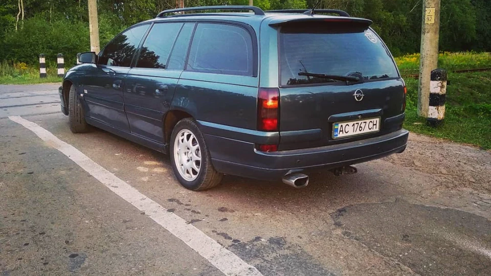 Opel Omega Irmscher 3