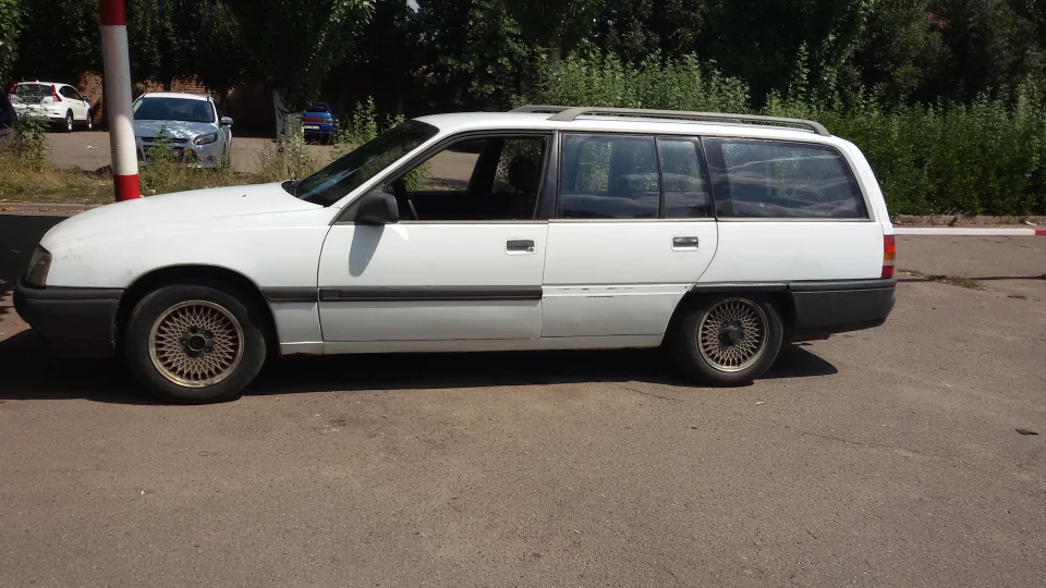 Opel Omega караван