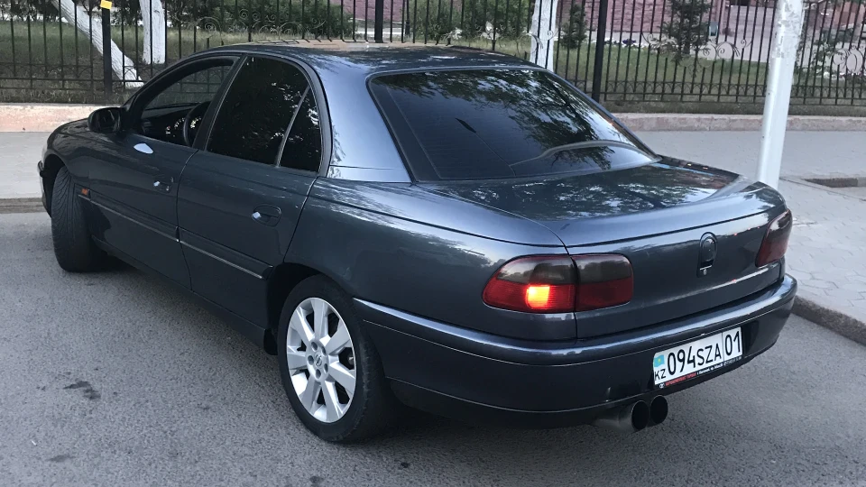 Opel Omega "Kompressor"x20xev 2