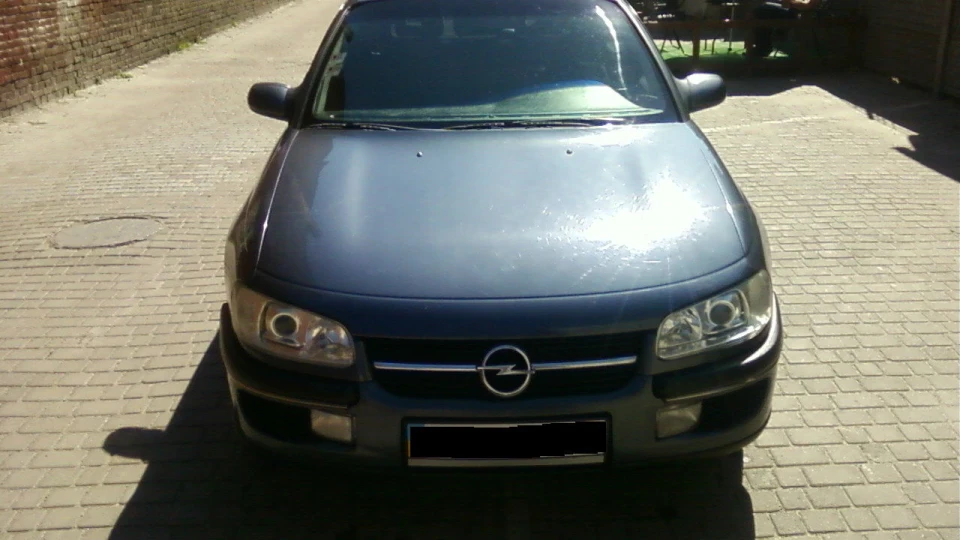 Opel Omega улюблений човен