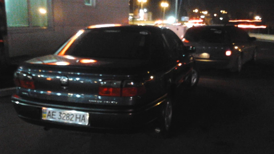Opel Omega MagicGrau Limousine 4