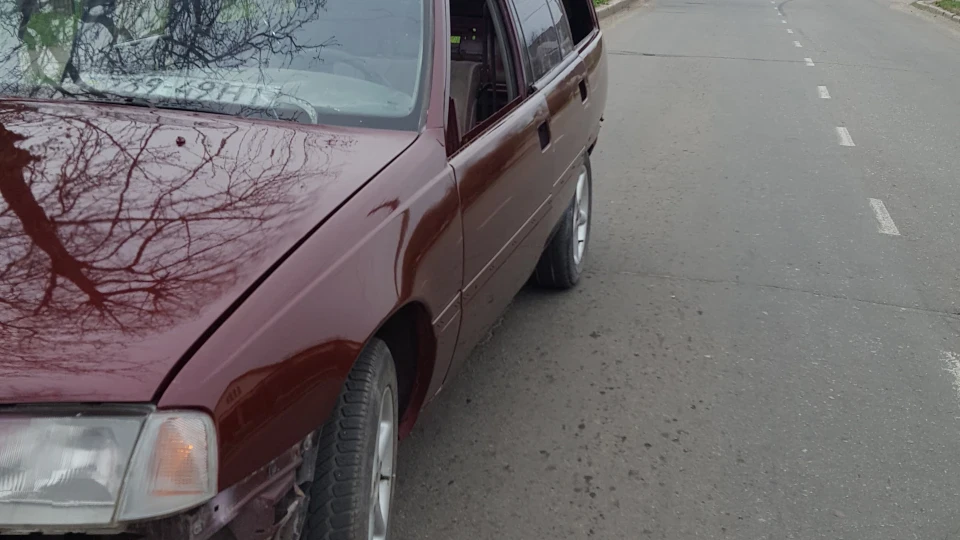 Opel Omega Metallic 2