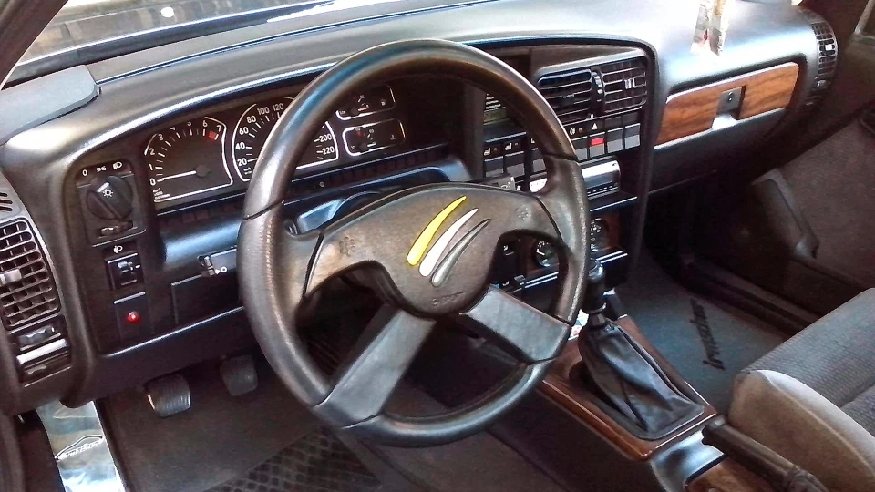 Opel Omega "Milky Way"