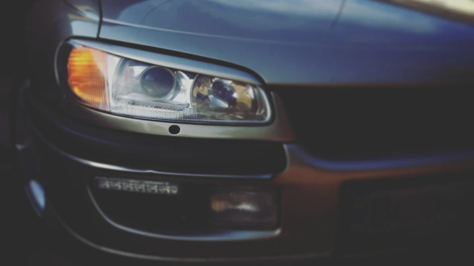 Opel Omega MV6 3.0