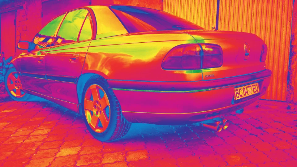 Opel Omega MV6 3.0 5