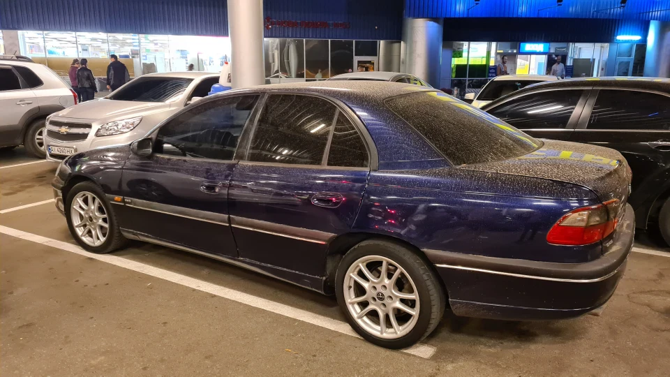 Opel Omega MV6 2