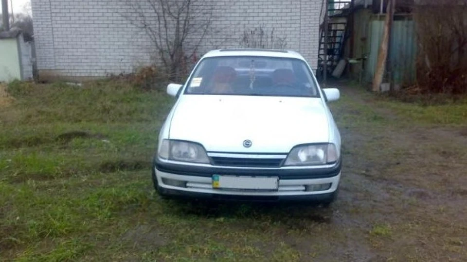 Opel Omega на R18 для рівних доріг 3