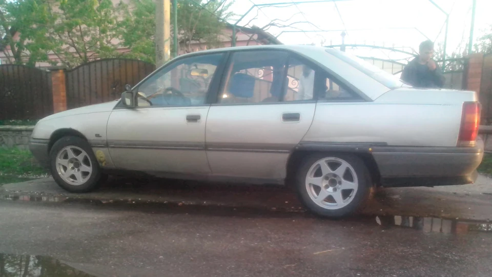 Opel Omega не хочу продавати, клас 3