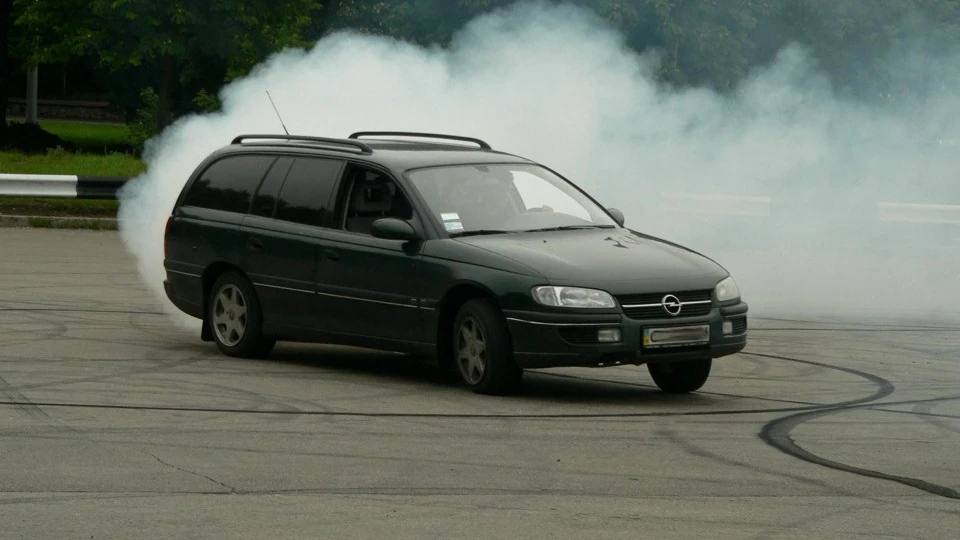 Opel Omega Ω 4