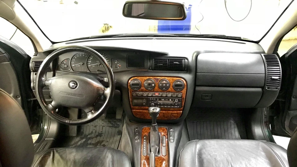 Opel Omega OldSchool 4