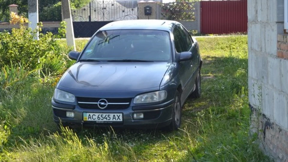 Opel Omega Olmeca b 3