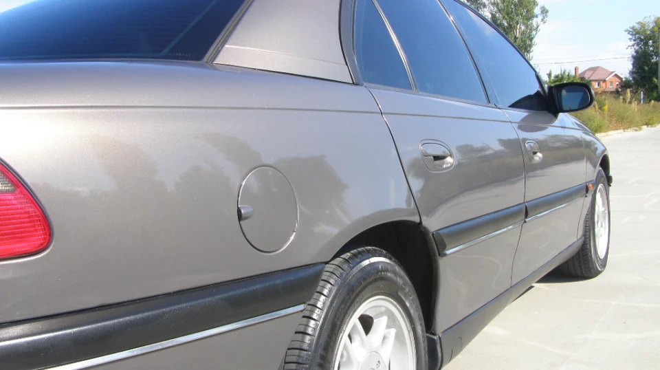 Opel Omega OMEGATRON 4