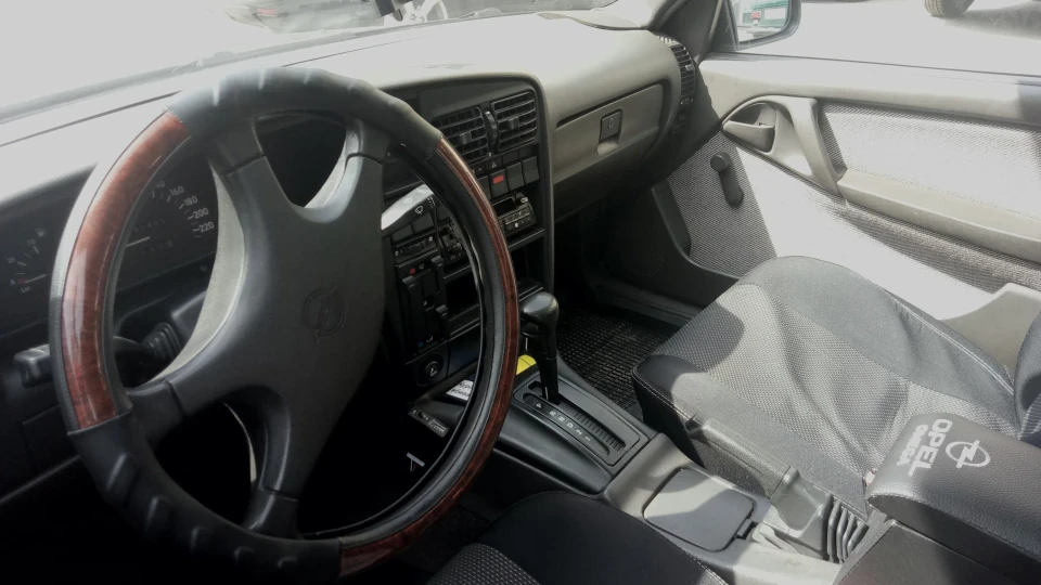 Opel Omega 🔰 OPE/\ 🔰 3