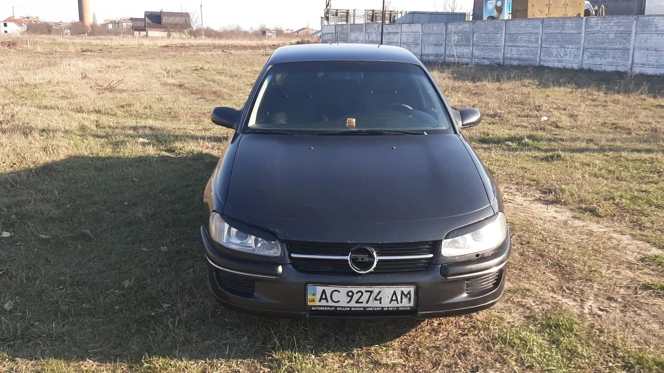 Opel Omega Opel Omega 2.5 v6 Sport 5