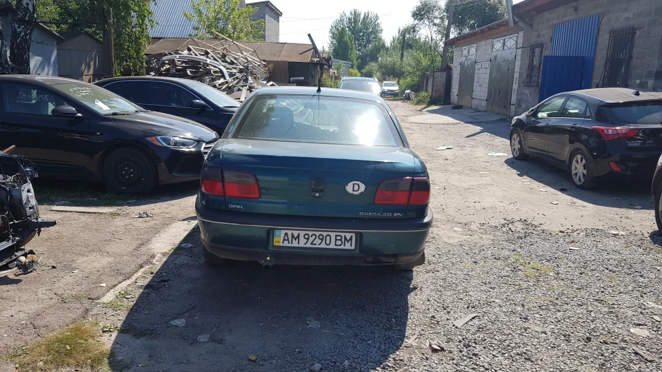Opel Omega Project #3 4