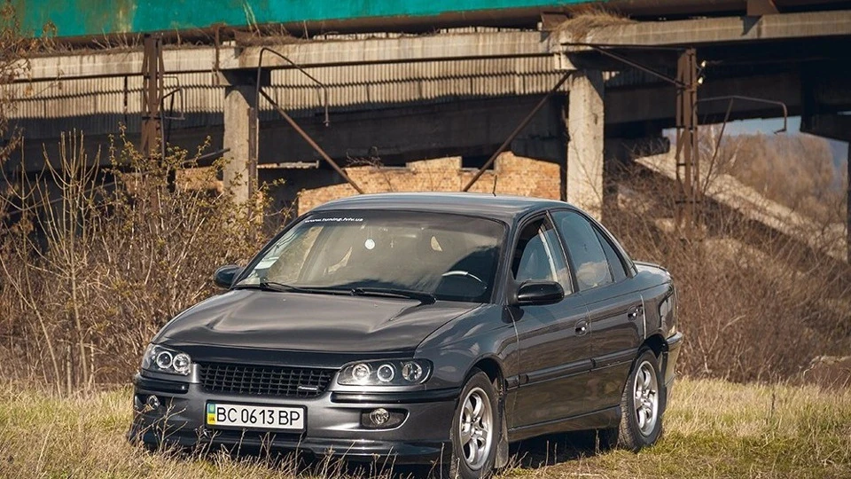 Opel Omega put it on new cars!!! 4