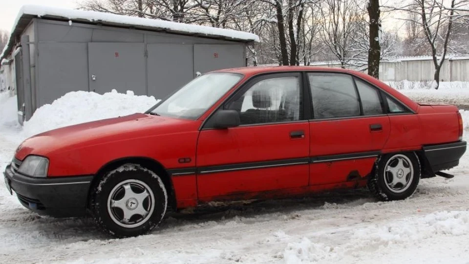 Opel Omega С20NE 5