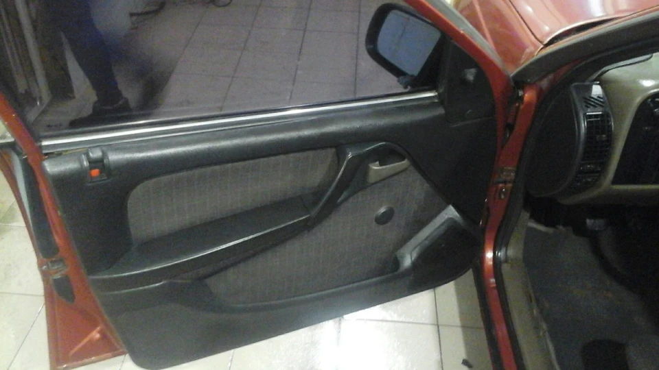 Opel Omega С20NE 5