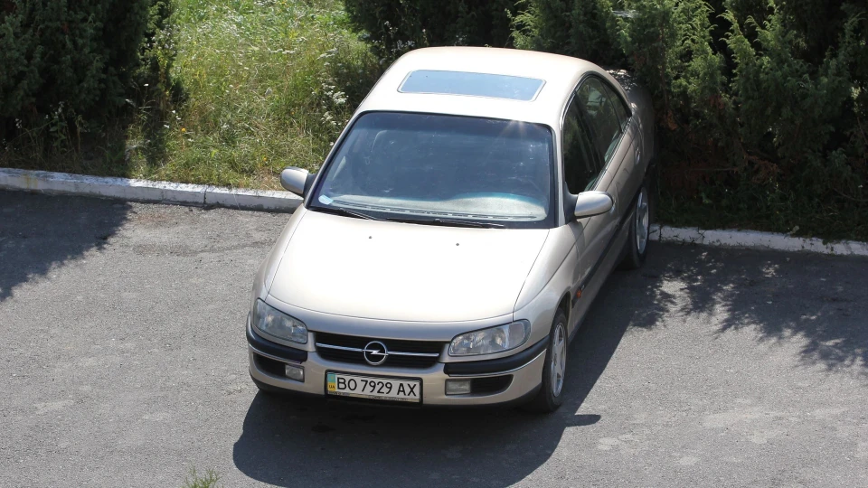 Opel Omega СD