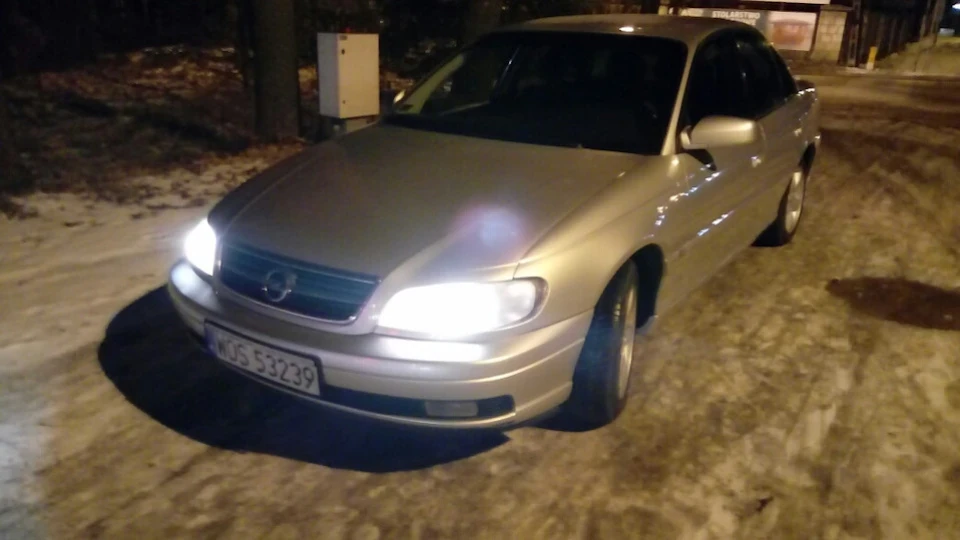 Opel Omega Сірий металік 2.2 турбо 2