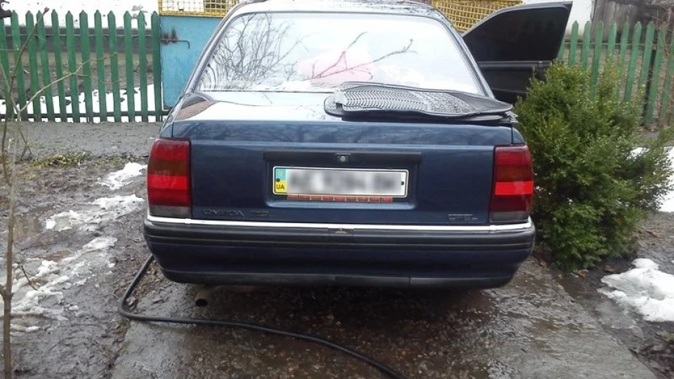 Opel Omega Синій металік 2.0і OHC 5