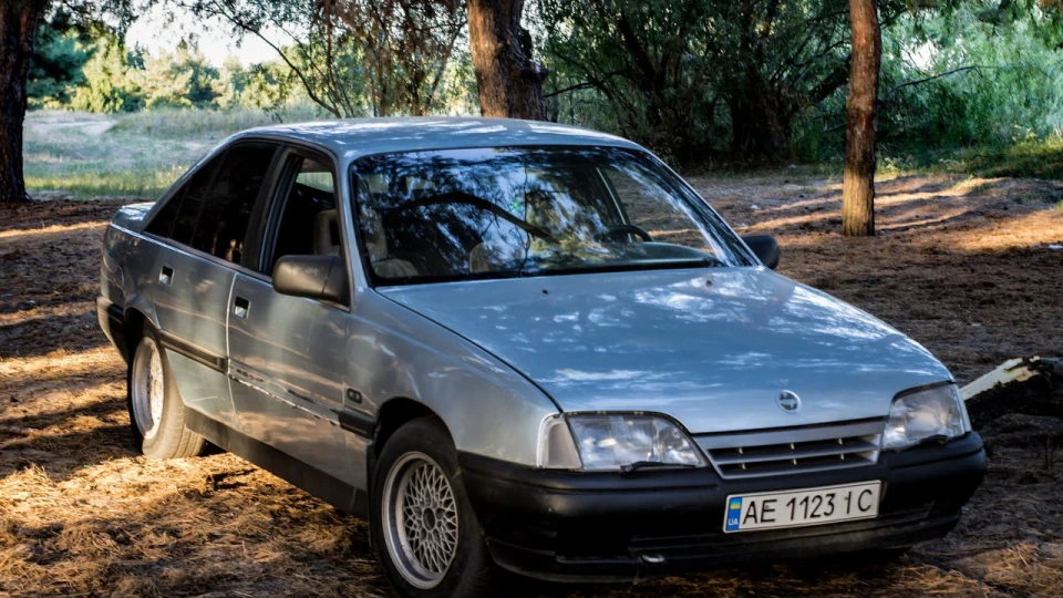 Opel Omega СІК 2.0 3