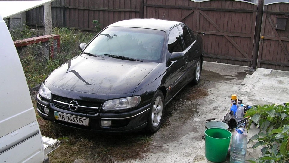 Opel Omega Sport- 2.0 XEV