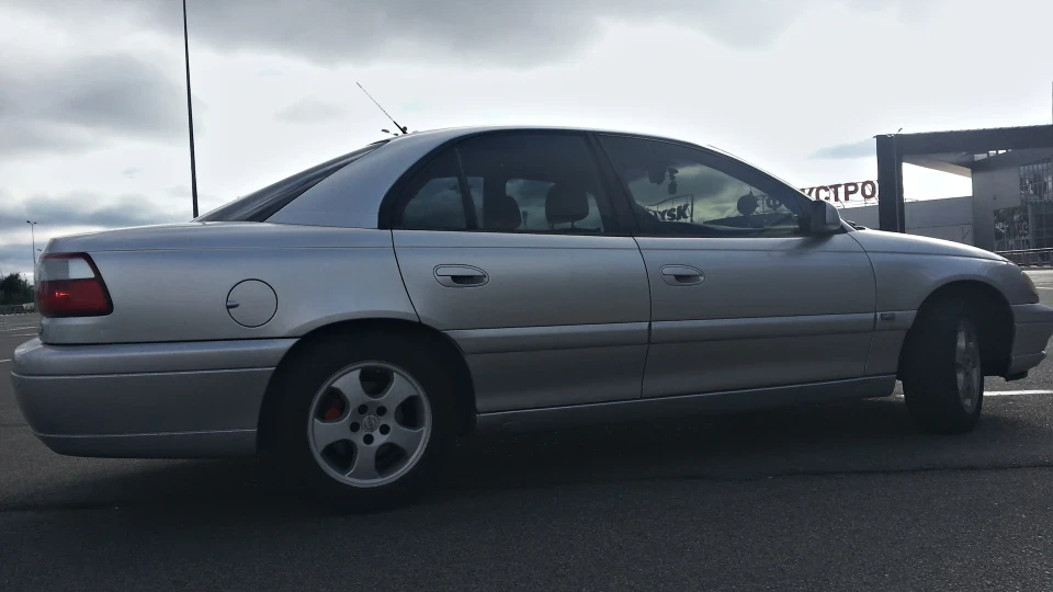 Opel Omega Танк 2