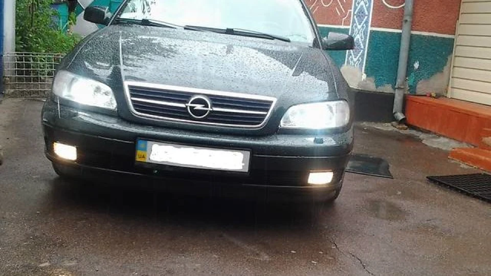 Opel Omega "TaNk"