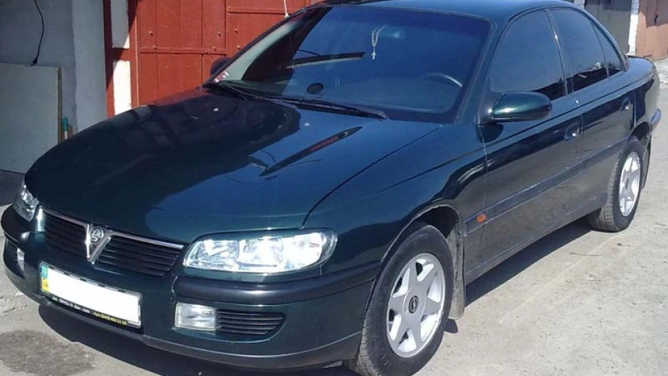 Opel Omega В X20SE 4