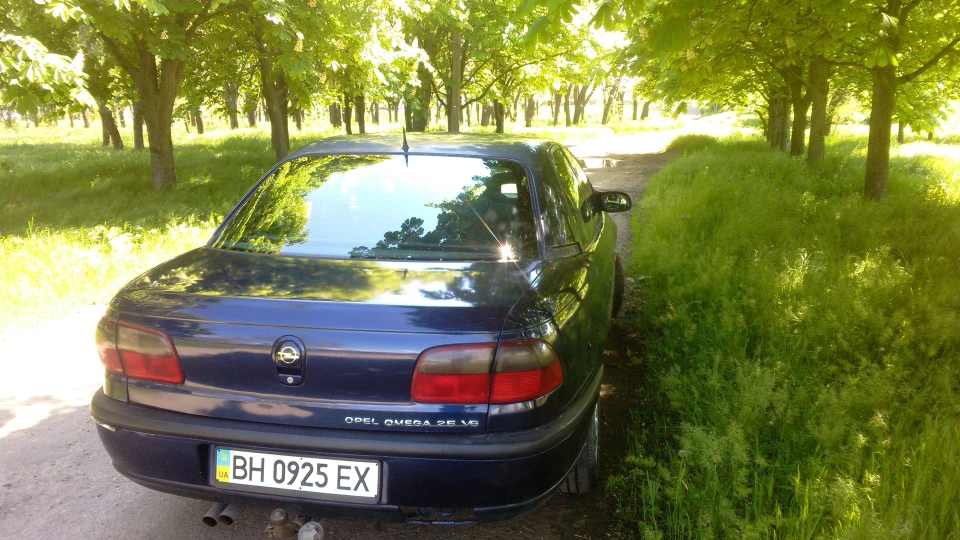 Opel Omega v6 5